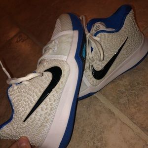 Nike Kyrie 3’s